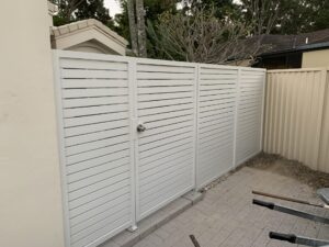 Colorbond Fencing Gold Coast | Aaurora Fencing